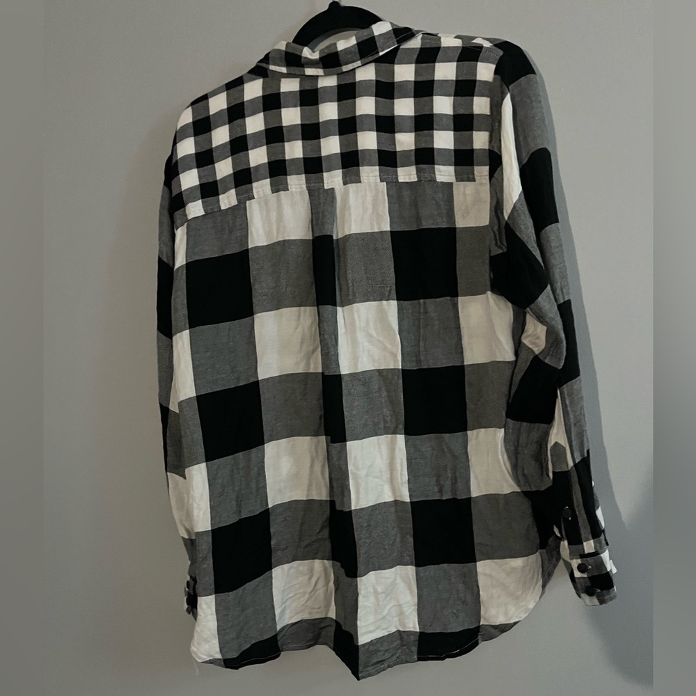 Lucky Brand women’s mixed print Plaid Button up shirt size xl black and white - Picture 4 of 5